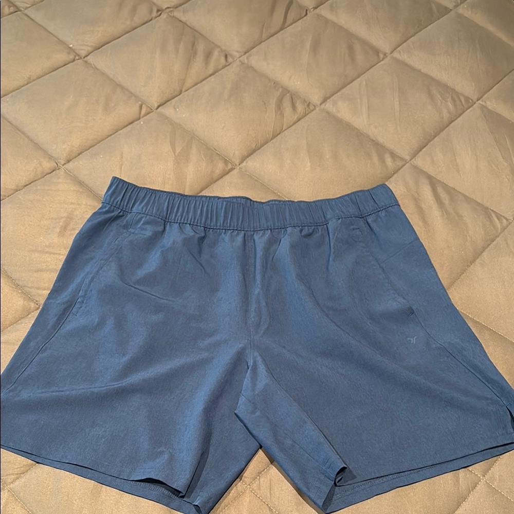 Men’s old navy essential shorts